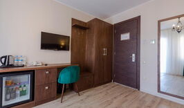  Отель "Hotel BLOOM" (Батуми)-1846792948