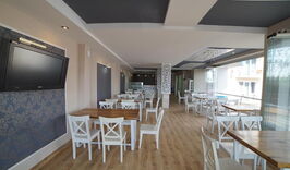 Отель «National» (Уреки)-995681927