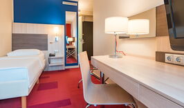 Отель "Космос-Пулковская 4*", Санкт-Петербург