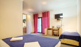 Отель «Vesna» (Сухум)-1659160118