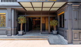 Отель "Tapis Rouge Design Boutique Hotel" (Батуми)-1224544726