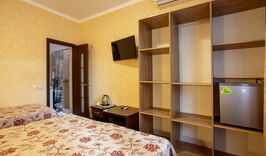 Гостевой дом «Сто шагов» в Геленджике -1420129464