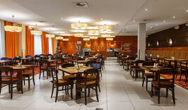 Отель "Космос-Пулковская 4*", Санкт-Петербург