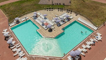 Отель "Европа" в г. Гагра на поезде-1714117448