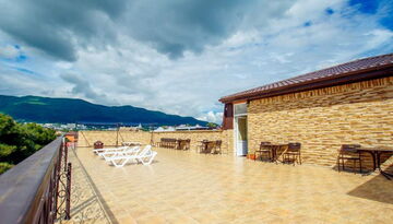 Отель «Голден Кидс» в Геленджике (поезд)-303936715