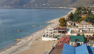 Отель "Руно" в г. Гагра на поезде-1141774983