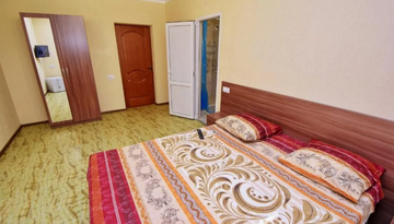 Гостевой дом "Абрикос" в Кабардинке (поезд)-392715785