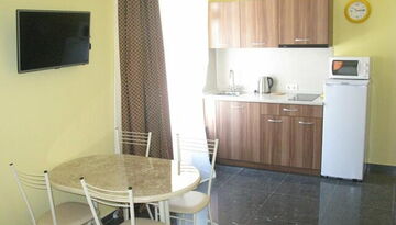 Гостевой дом «Аквамарин» в Геленджике (поезд)-1982496061