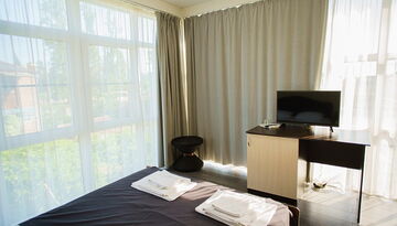 Отель "Ашамта" в г. Гагра на поезде-8360825