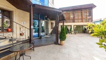 Гостиница "Арстаа" в г. Гагра на самолете-1876627624