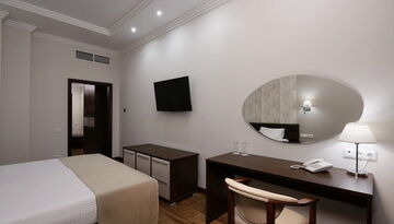 Отель "Sun Palace Gagra" в г. Гагра на самолете-1085439265