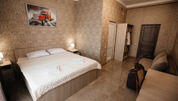 Гостиница "Империя" в г. Гагра на поезде-1983342698