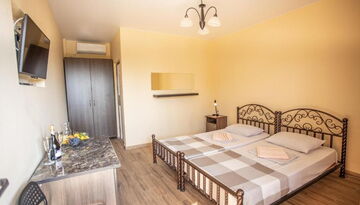 Отель "Руно" в г. Гагра на поезде-63552416