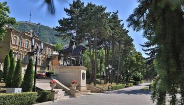 Горы, Водопады и Чёрное Море: Большое Грузинское Путешествие.-1131400029