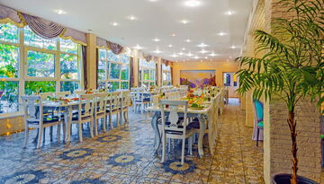 Отель "Гости Кавказа" в п. Цандрипш на поезде-907902405