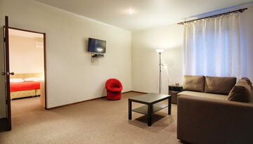 Отель "Весна" в г. Сухуме на поезде-538893399