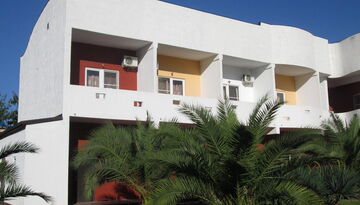 Отель "Шармат" в Лдзаа (Пицунда) на поезде-1961614337