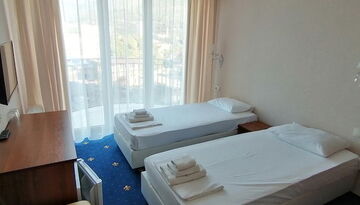 Отель "Европа" в г. Гагра на поезде-1821514306