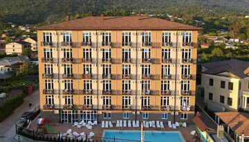 Гостиница "Империя" в г. Гагра на поезде-1428856294