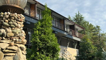 Отель "Пицунда" в Пицунде на поезде-246393637