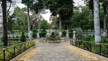 Отель "Пицунда" в Пицунде на поезде-874774461