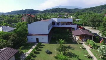 Отель "Шармат" в Лдзаа (Пицунда) на поезде-120741658