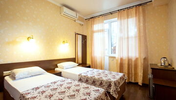 Гостевой дом «Сто шагов» в Геленджике (поезд)-1863149699