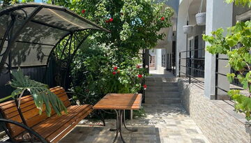 Гостевой дом "Изумрудный" в г. Гагра на самолете-46282408